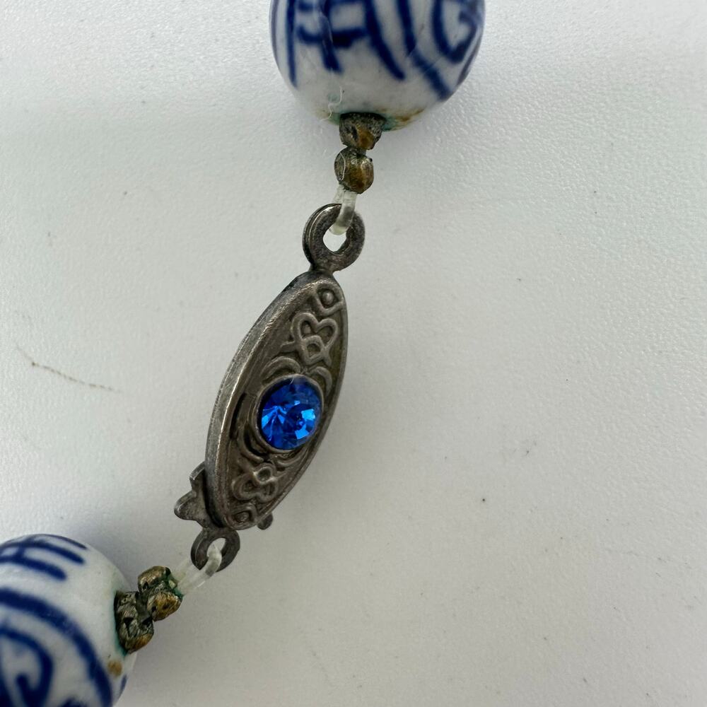 Chinese vintage white royal blue porcelain beads beaded 28" pendant necklace - Picture 7 of 7